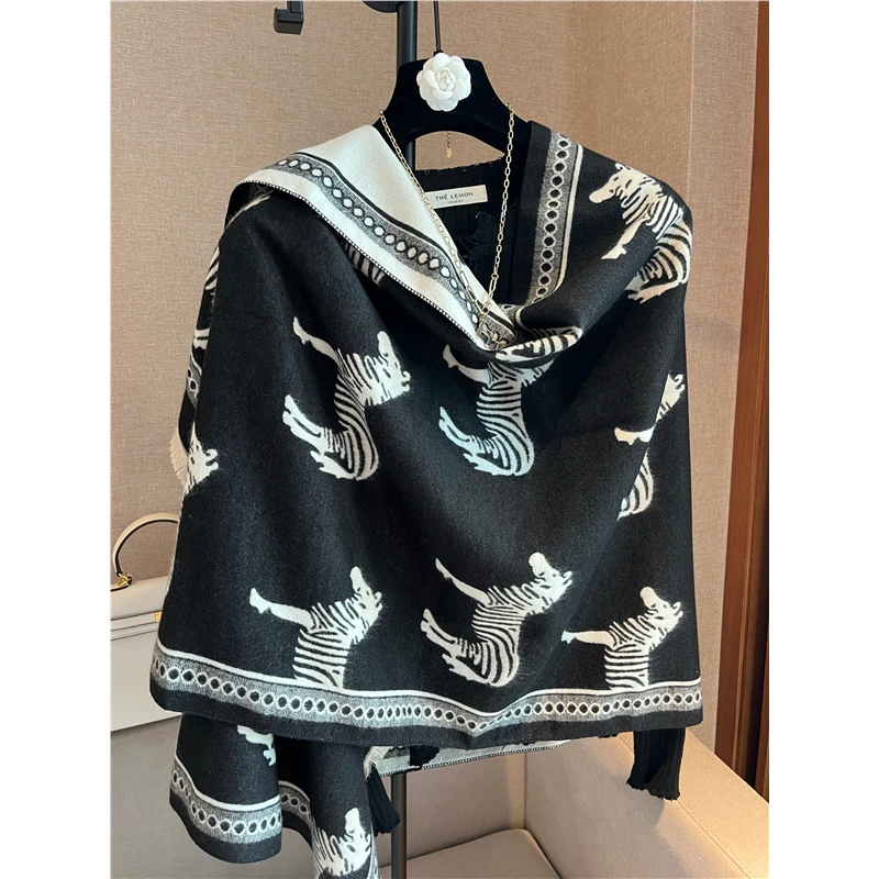 culv2025新款斑马纹双面围巾女冬保暖两用披肩外搭高级感加厚围脖