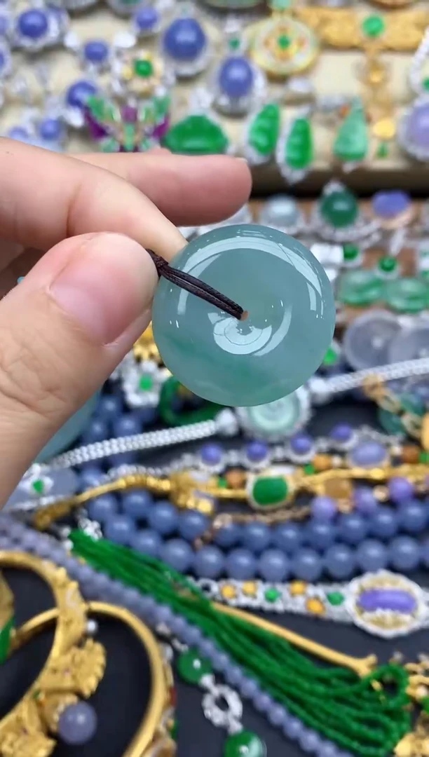 翡翠未镶嵌颈饰422-春日珠宝