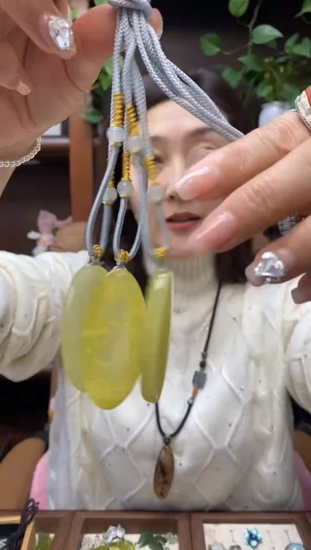 未镶嵌岫玉耳饰多样性发货其中发一
