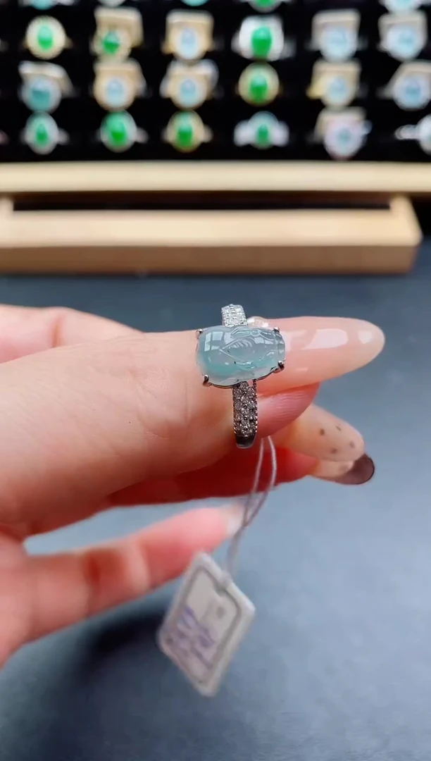 银S925镶嵌戒指翡翠1