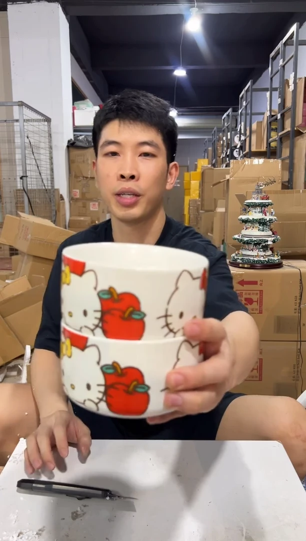 瓷片白色kt猫碗2件套