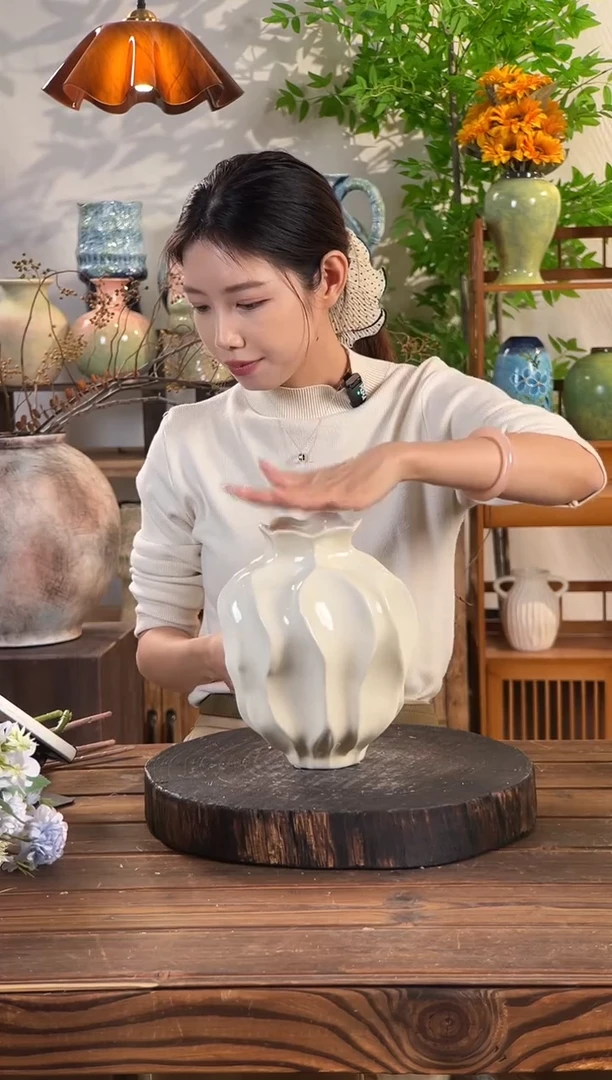 【丝瓜纹中号花瓶】创意简约陶瓷花瓶摆件装饰家居样品房花器