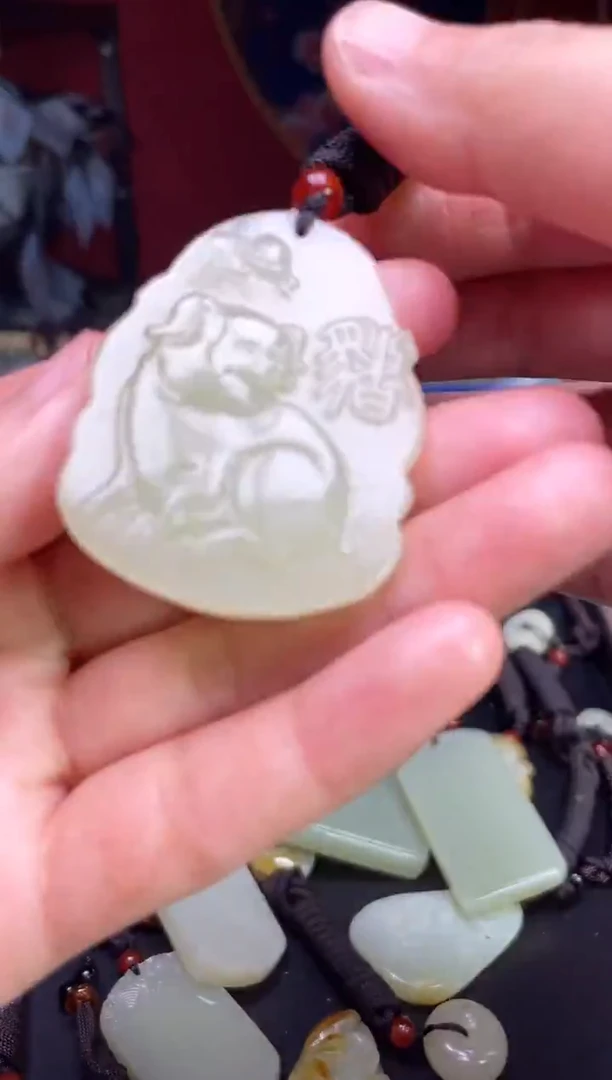 颈饰未镶嵌和田玉123