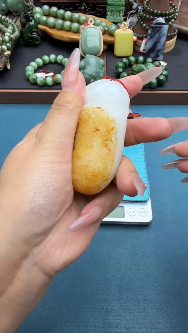 未镶嵌和田玉（子料）把件花*1