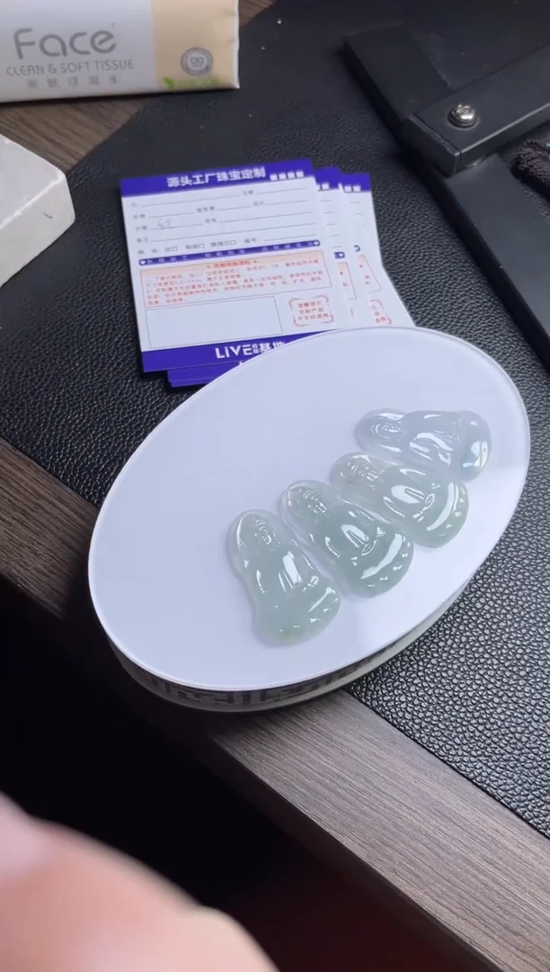 颈饰未镶嵌翡翠观音多样性/发一件