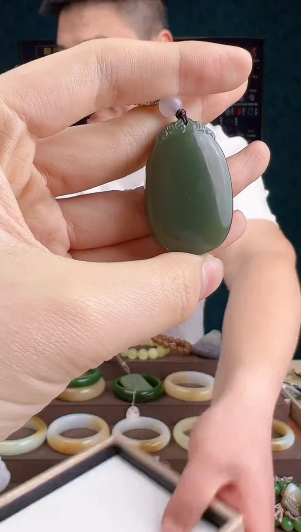 【闪购商品】和田玉颈饰未镶嵌ZZ 拍一发一 多样性发货