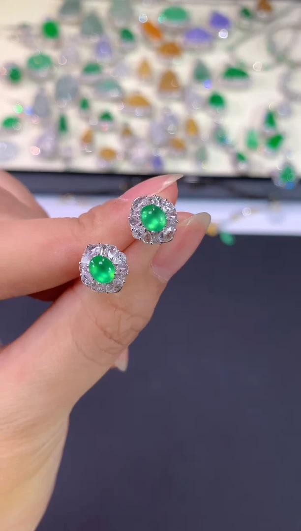 【闪购商品】翡翠耳饰18K金镶嵌A513|29800