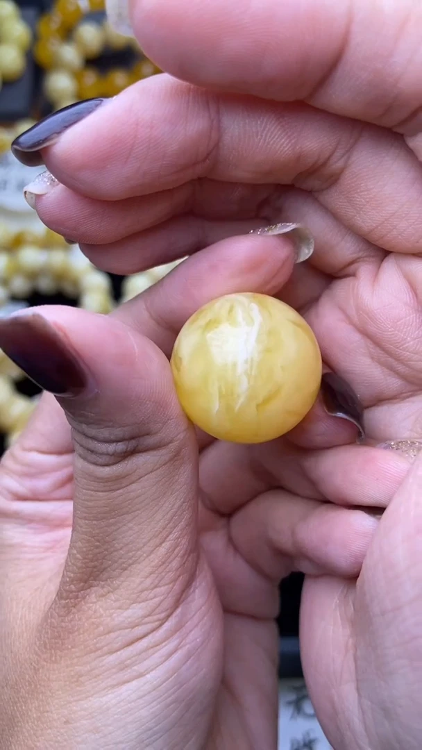 裸石琥珀未镶嵌星筠珠宝22 卡23MM