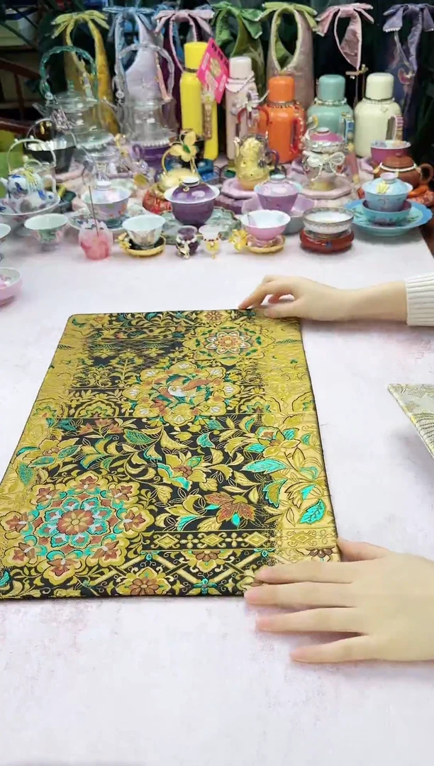 117 黑金宝象西针织茶席