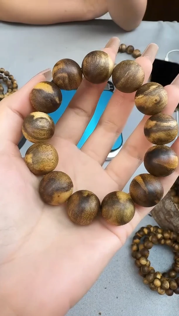 沉香手串1828黄棋圆珠单圈多样性发一
