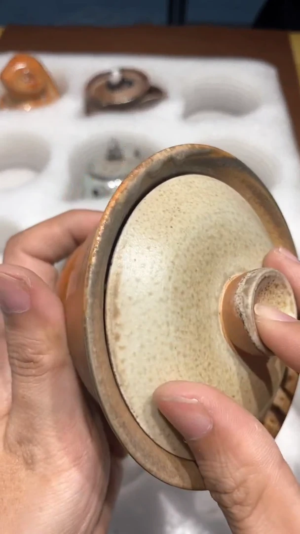 奢瓷/瑞寅柴烧茶器（盖碗）  278 微瑕