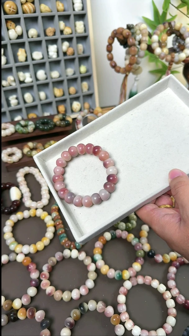 吊坠菩提根/象牙果胖山竹手串