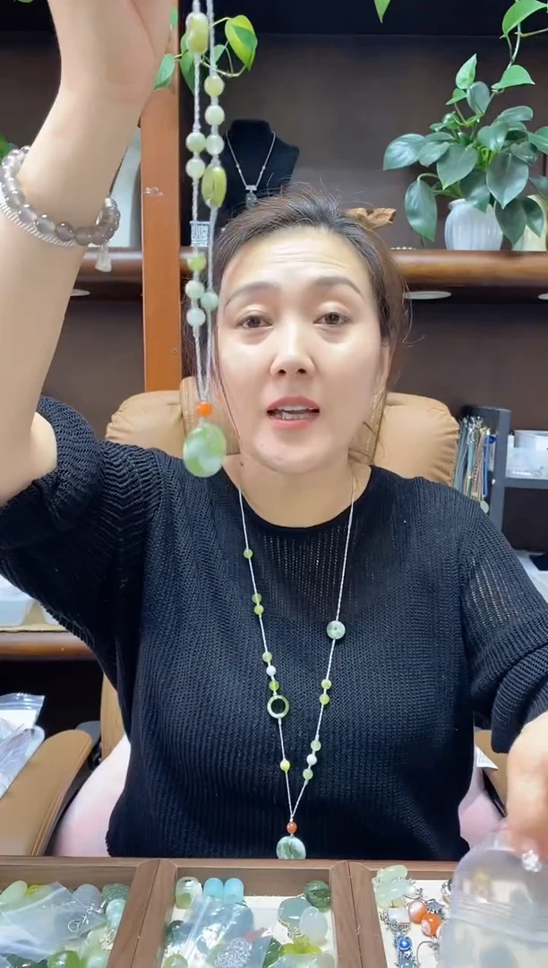 未镶嵌岫玉吊坠多样性发货其中发一