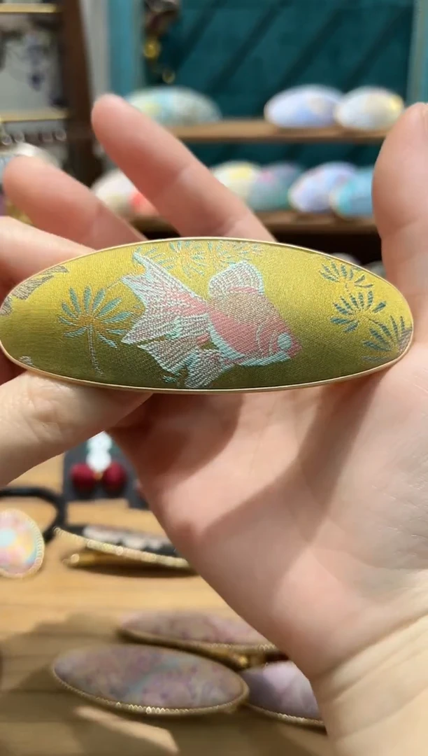【闪购商品】【一物一拍专车】金色金鱼大号弹簧夹