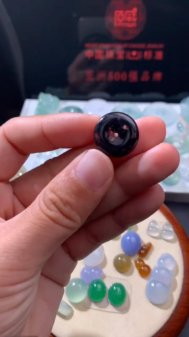 未镶嵌定制翡翠