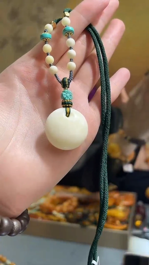 【闪购商品】琥珀裸石未镶嵌A0255天然蜜蜡