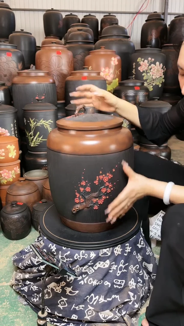 壶瑕疵茶缸高44cm 红梅 470