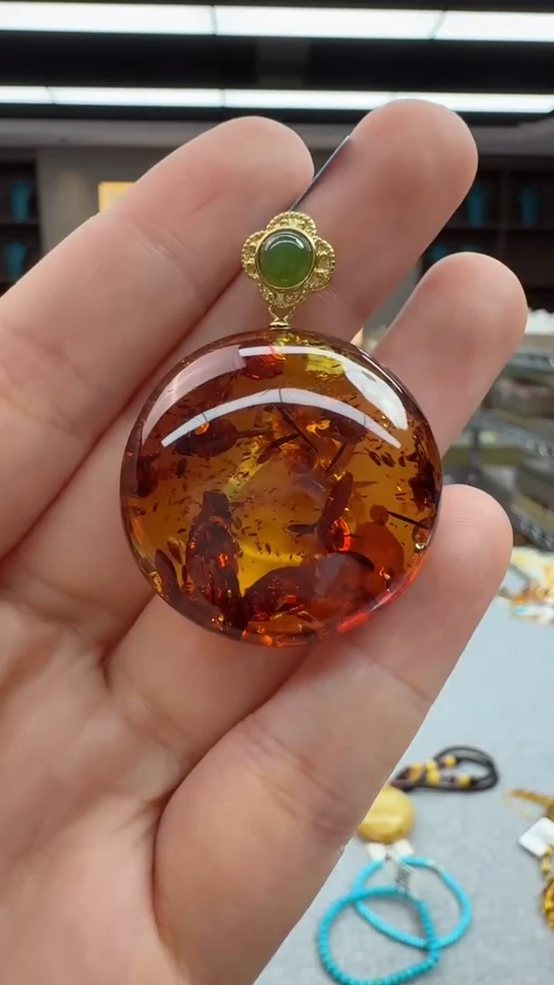 未镶嵌颈饰琥珀244秒拍号 假一罚三