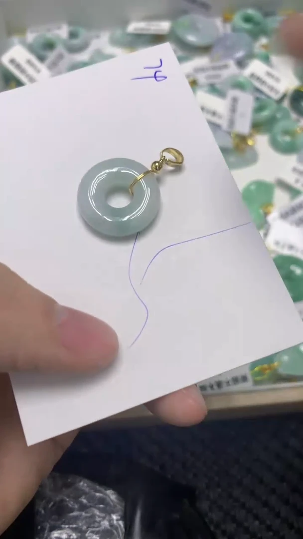 颈饰未镶嵌翡翠缅甸A货翡翠