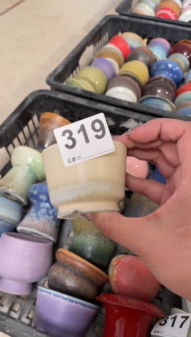 【闪购商品】摆件319微瑕知木小芳花盆