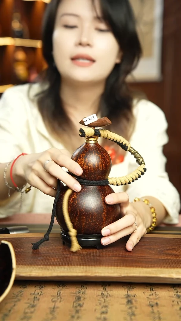 343号300ml左右非遗大漆酒葫芦