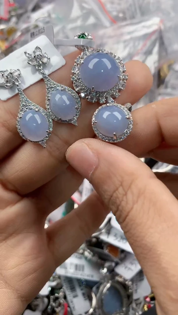 银S925镶嵌戒指翡翠888           6