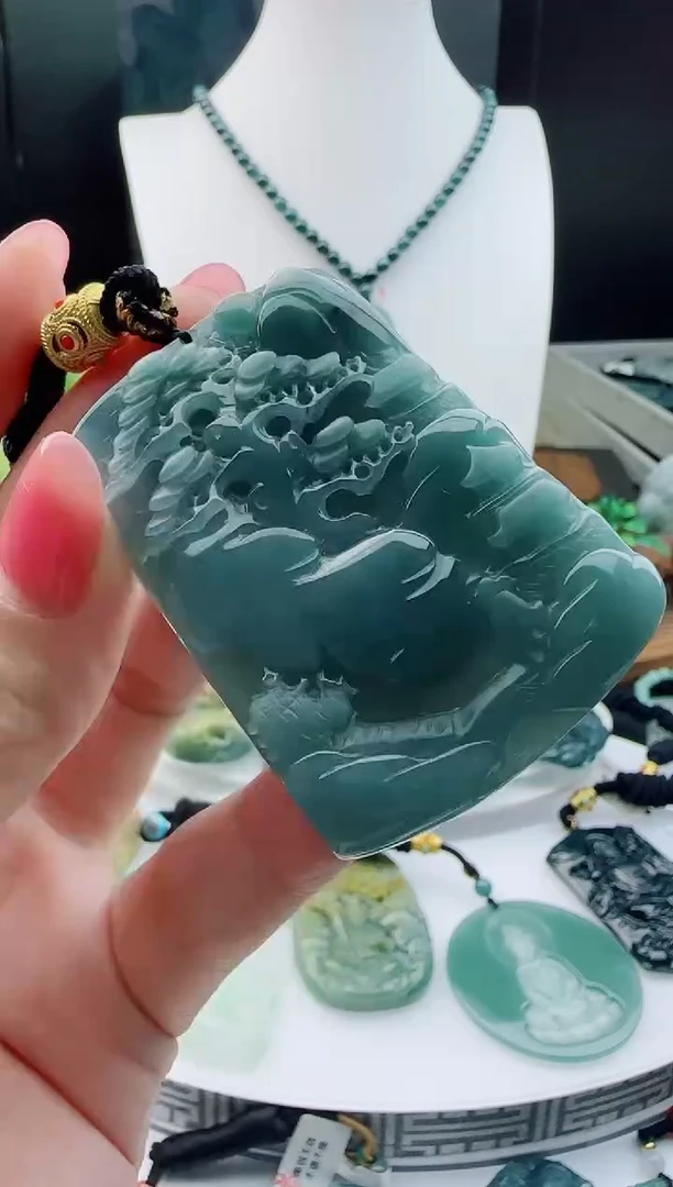 【闪购商品】翡翠颈饰未镶嵌1111111111