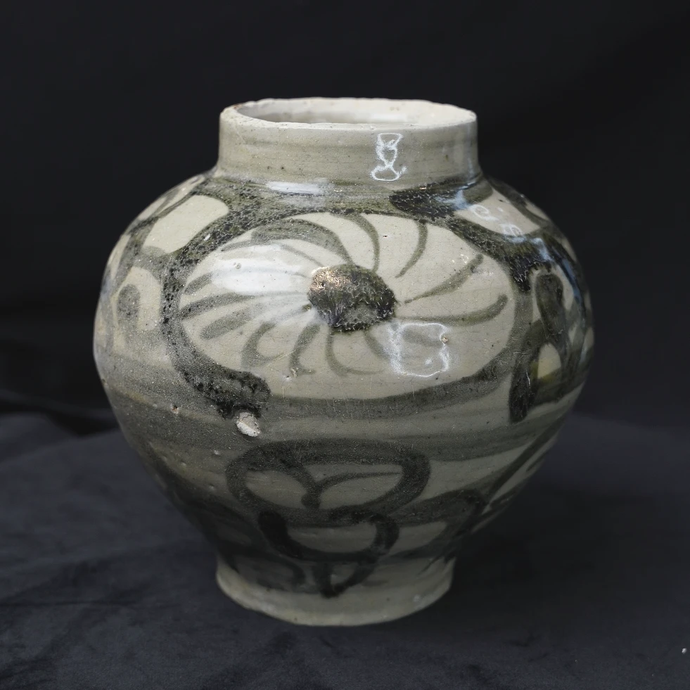 乙1427 明代早期青花菊纹罐 全品 瓷器真品收藏