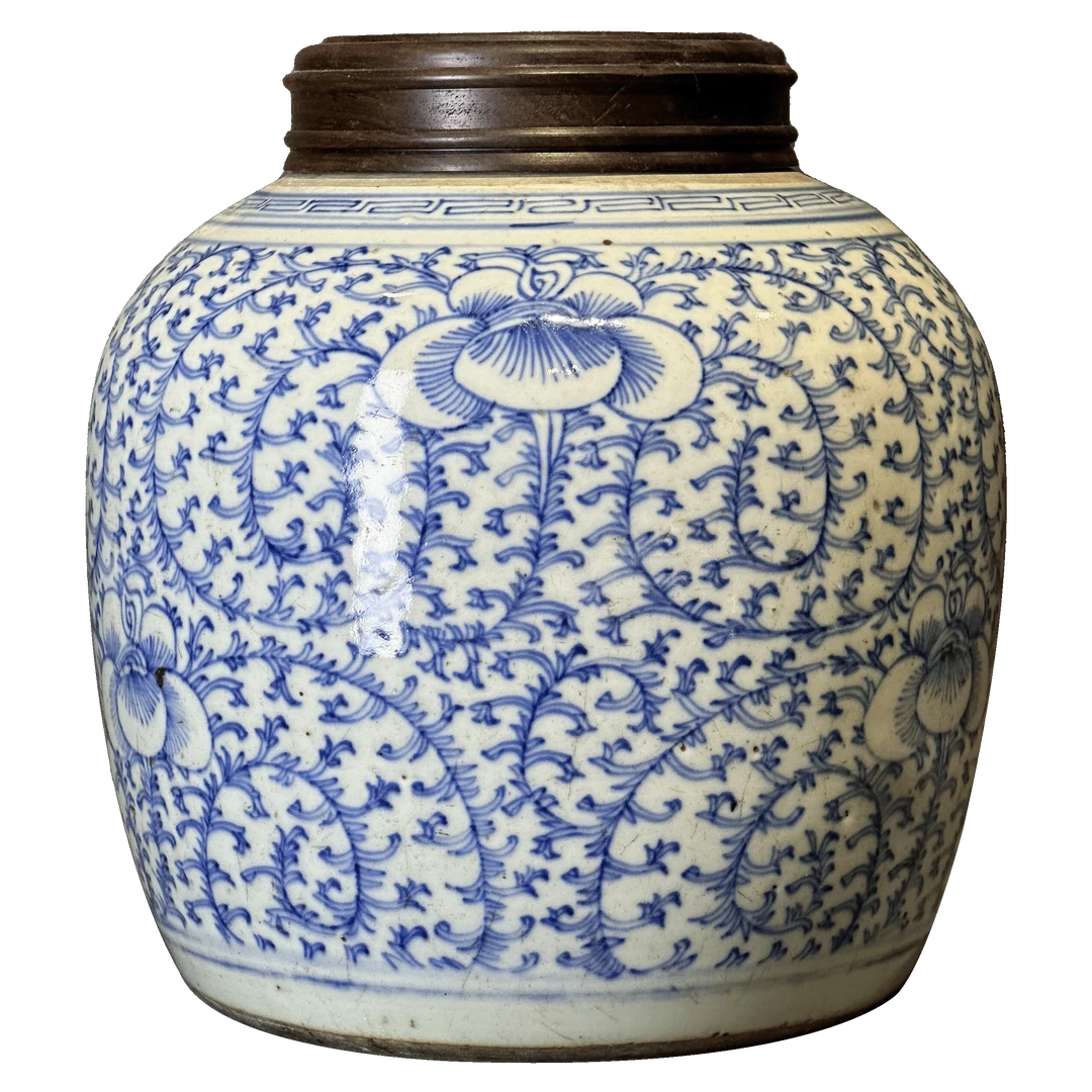 25020811y青花缠枝花纹罐