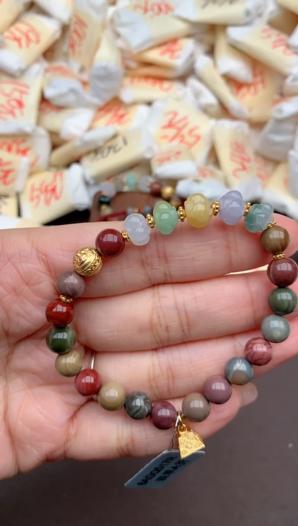 银S925镶嵌挂件翡翠35号。圈口14-18自行备注 默认发16