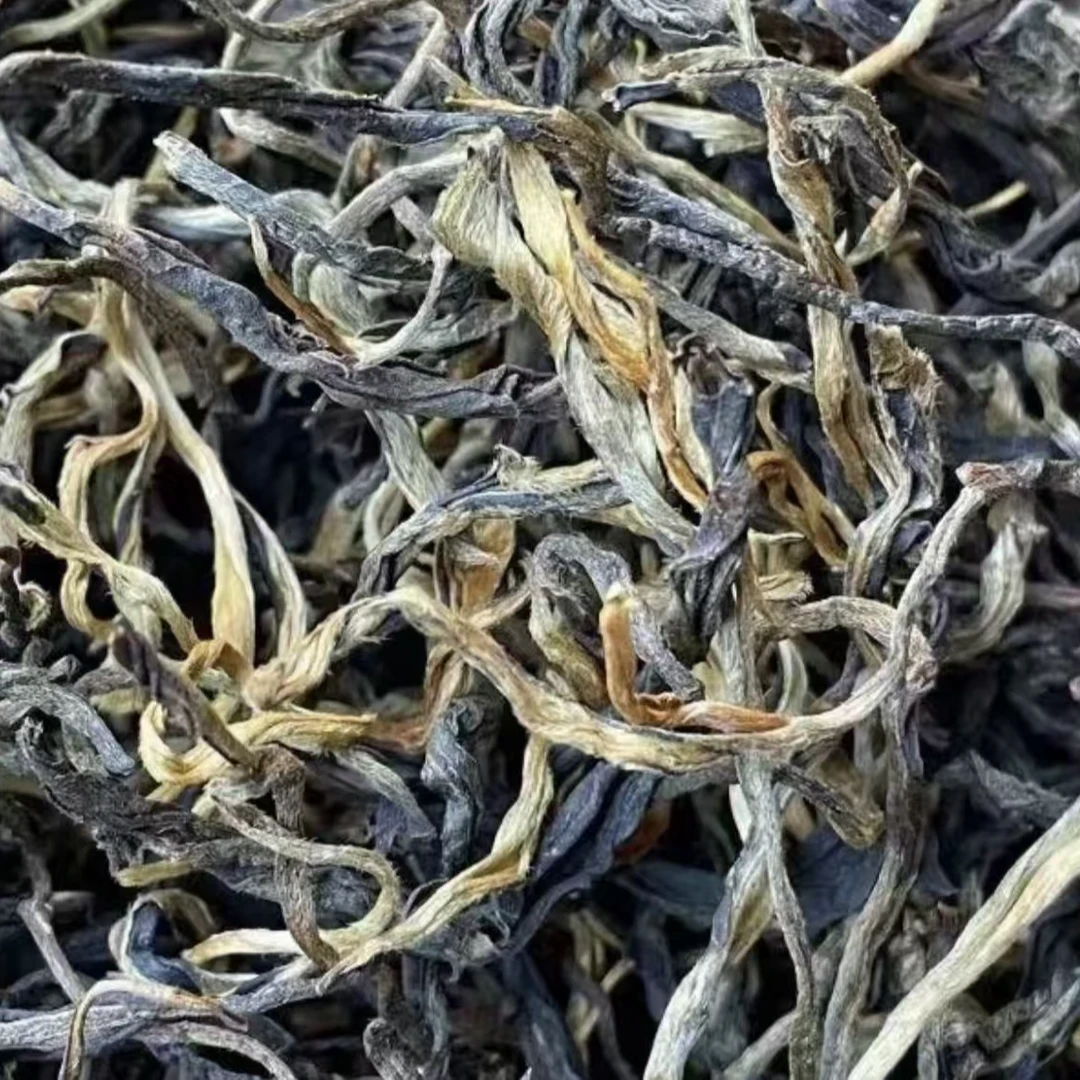 2023年勐库大雪山野生红（ 配礼盒 ）