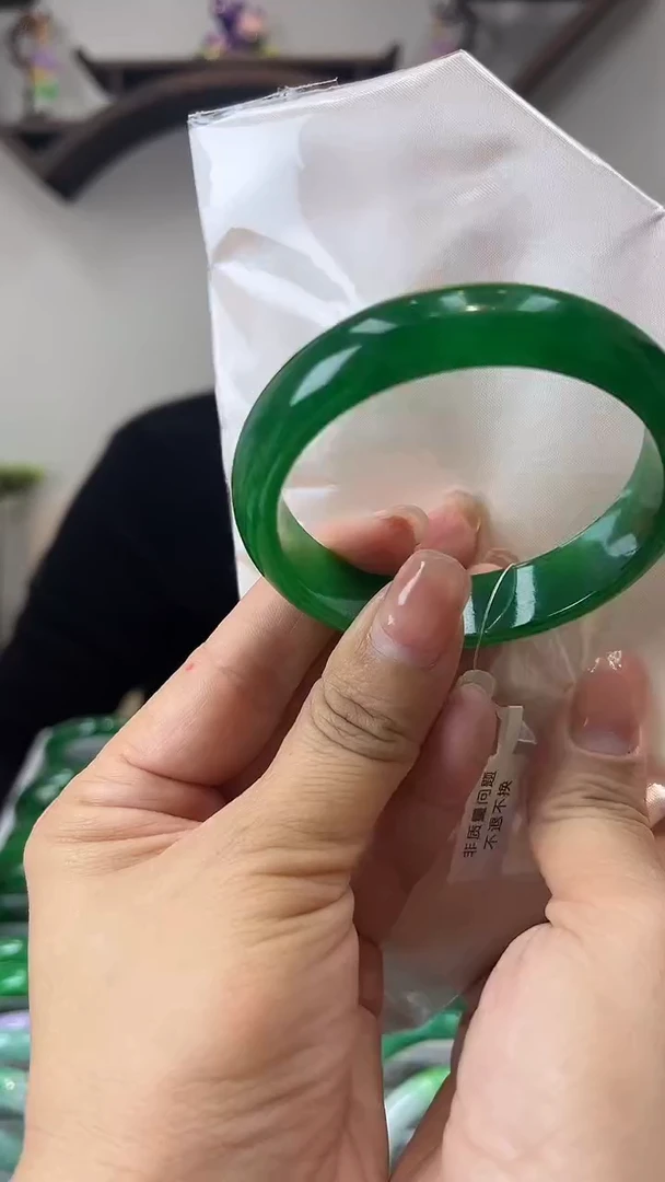 【闪购商品】砖雕a49 圈口57 独货手镯