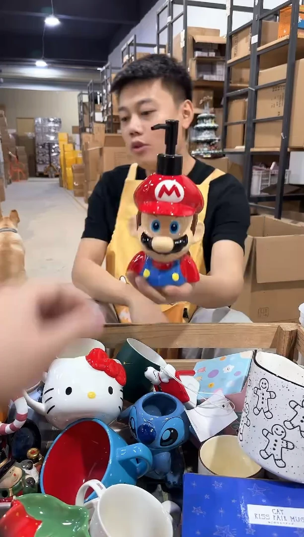 其他马里奥按压瓶