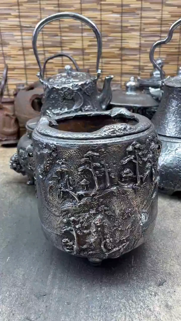 瑞***年炉露露噜噜噜噜