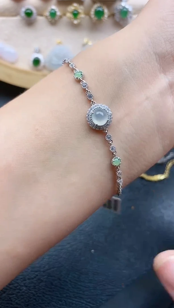 翡翠戒指银S925镶嵌1111
