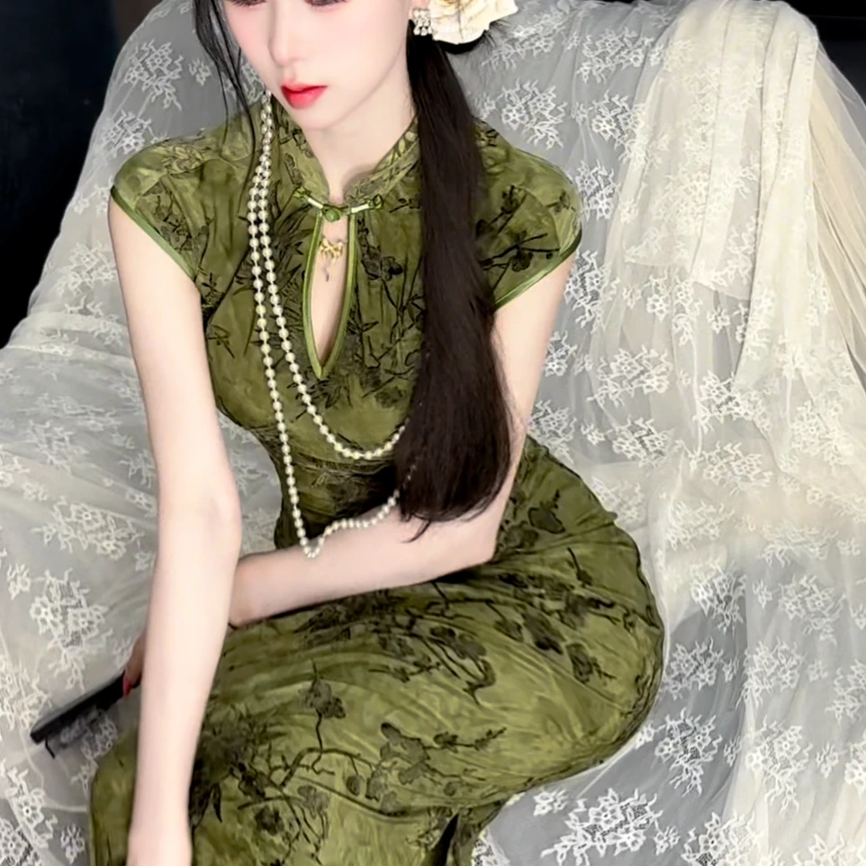 LHMknk1画报夫人显瘦植绒烧花新中式女士旗袍 采茶女特价不退不换