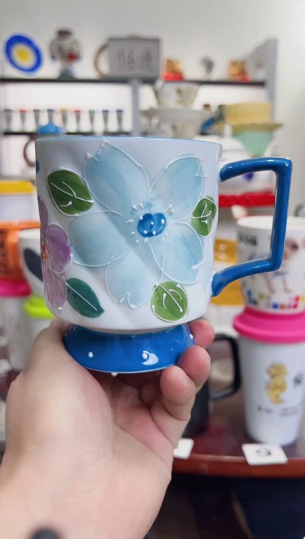 陶瓷手柄款手绘浮雕绿叶  8036