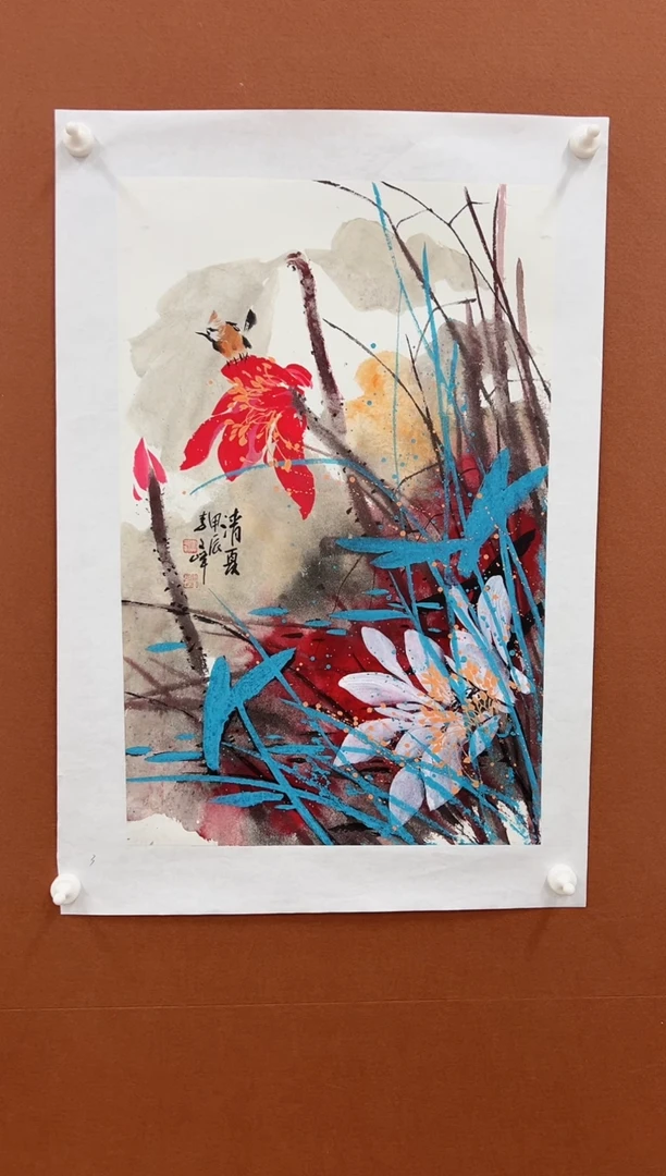 国画李文峰四尺三开亮彩荷花