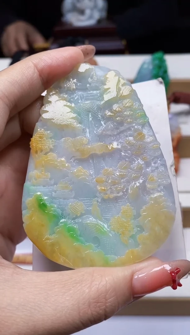 颈饰未镶嵌翡翠翡翠A货