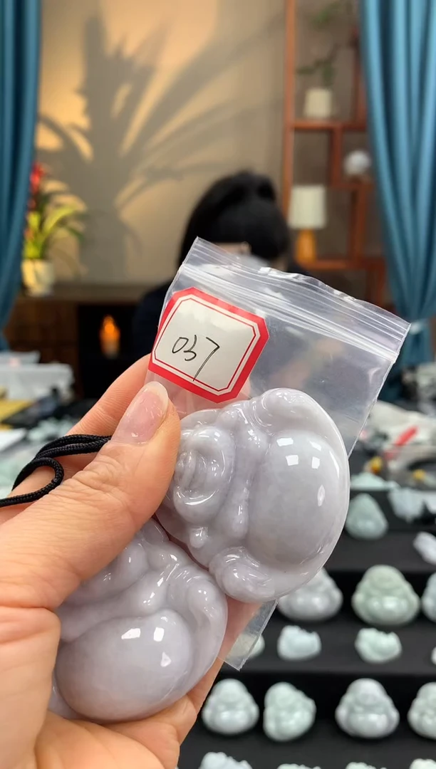 翡翠未镶嵌颈饰佛公037 多样性发一件