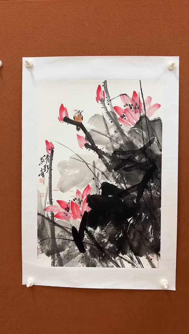 国画李文峰四尺三开泼彩荷花