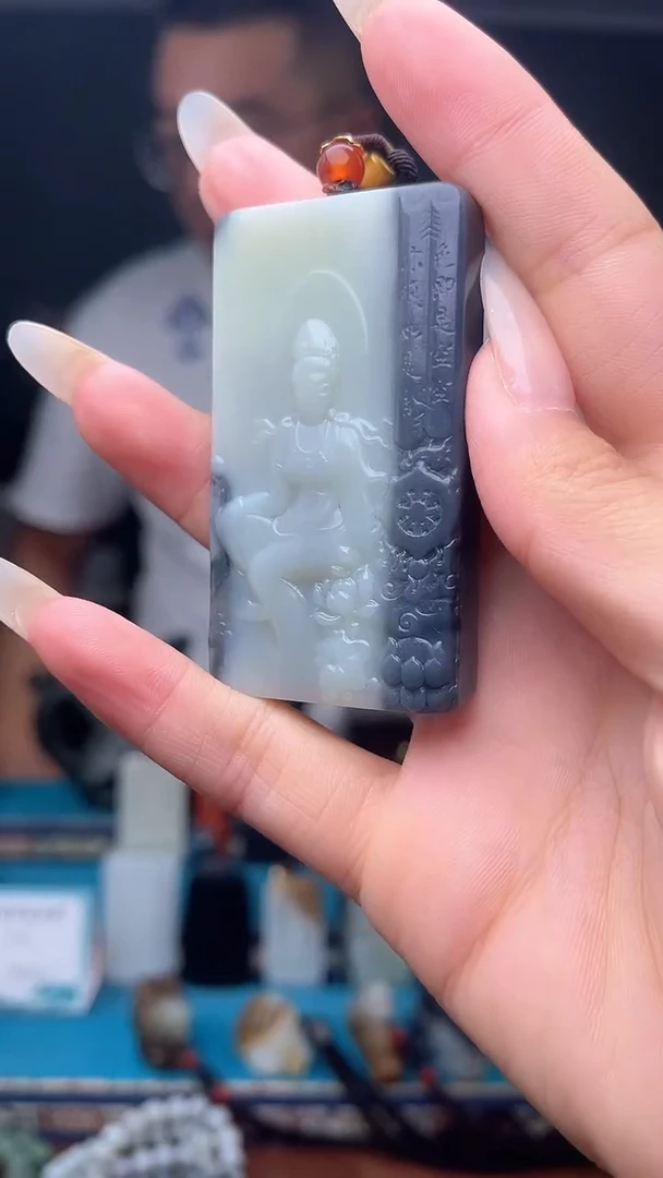 未镶嵌和田玉挂件1
