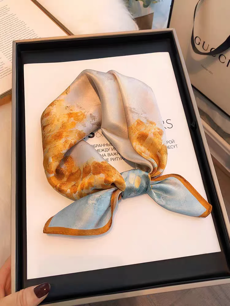 【熠熠生辉】宫丽53x53cm桑蚕丝素绉缎方巾时尚百搭真丝丝巾