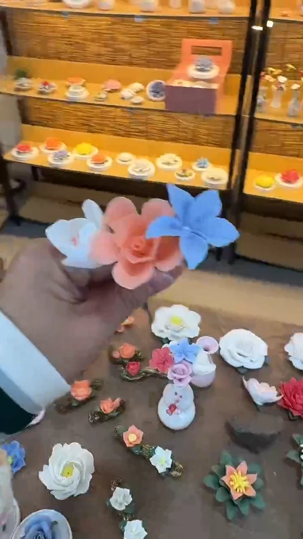 陶瓷陶瓷手捏花