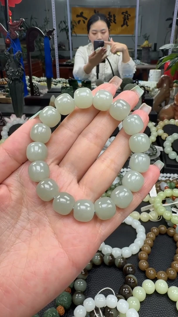 未镶嵌手串和田玉新疆且末天空蓝卡13