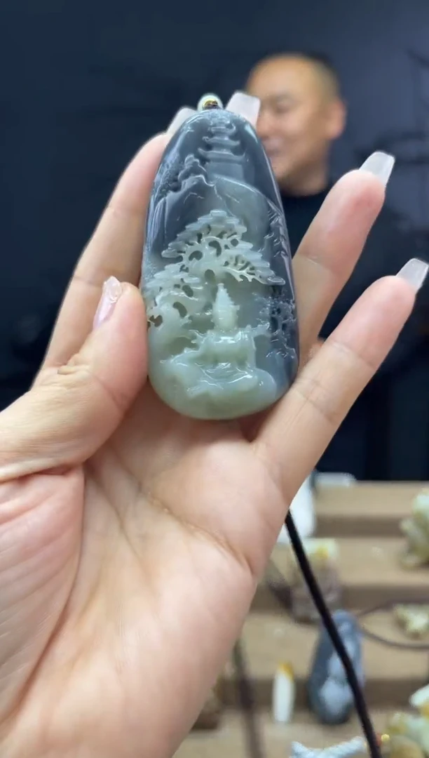 颈饰未镶嵌和田玉1