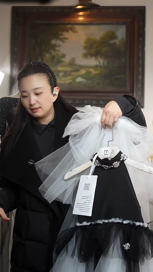 130码艺桐轩儿童潮服