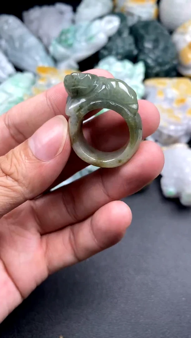 吊坠(不含链)未镶嵌翡翠1