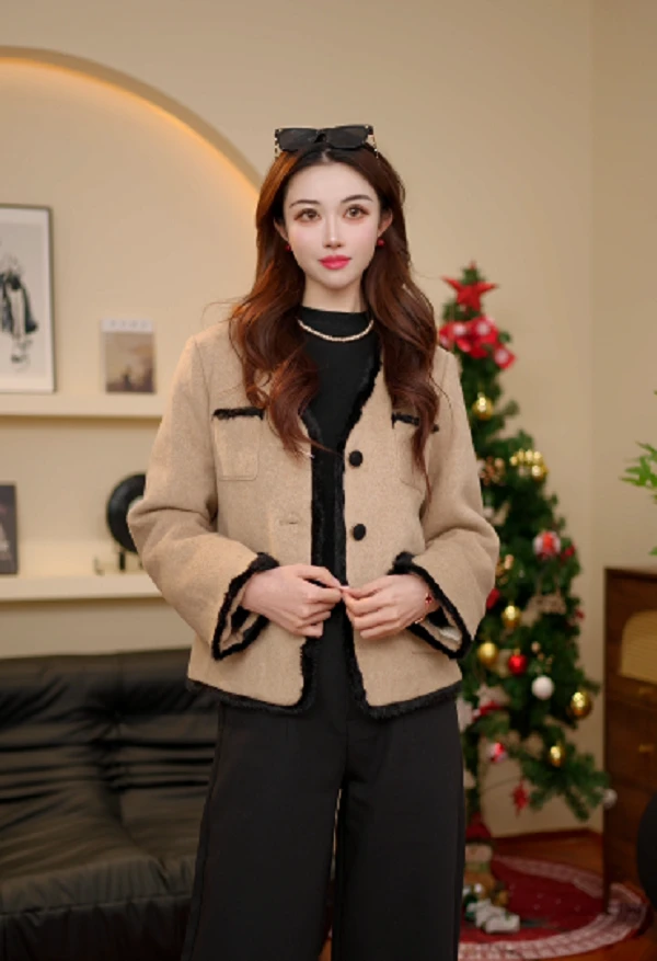 【孝孝定制】2025年新款气质经典显外套