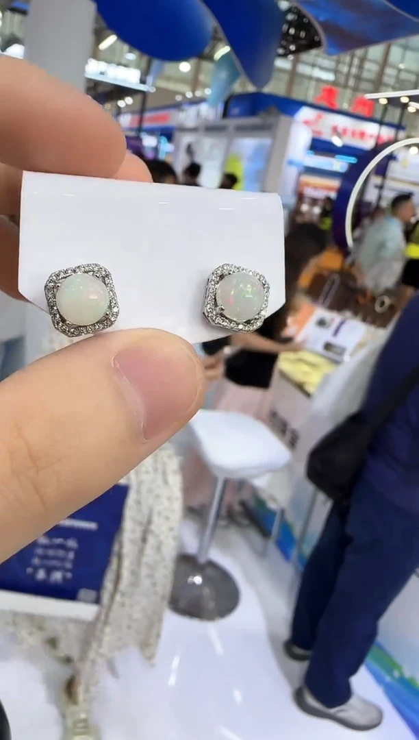 欧泊银S925镶嵌珠宝奇石耳钉8mm